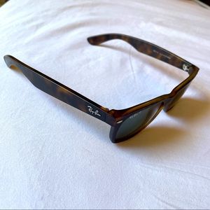 Ray Bans (Tortoise)